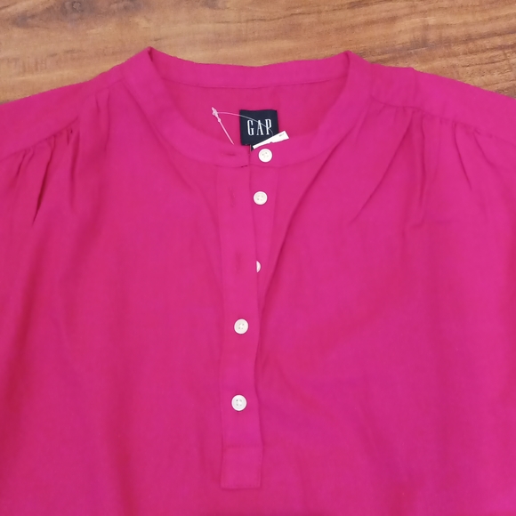 NWT GAP Shirred Henley Top in Jelly Bean Pink - Picture 3 of 6